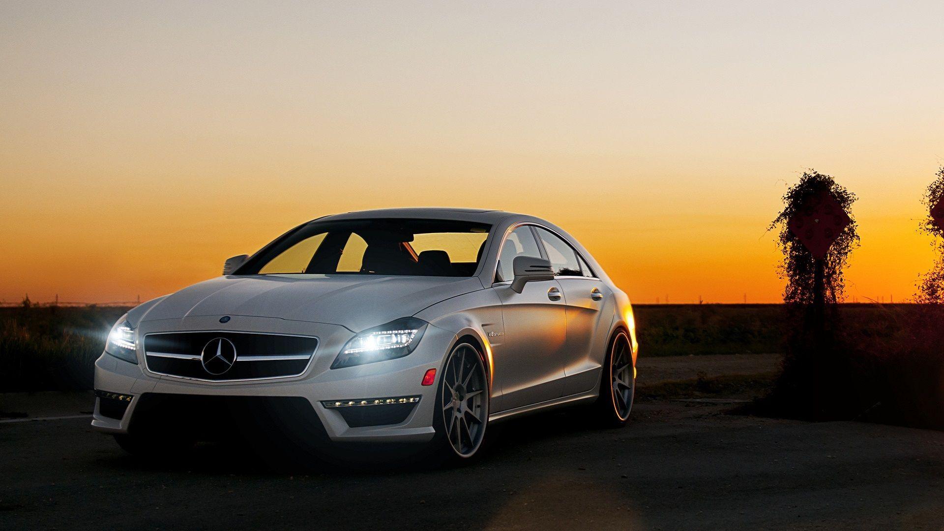 1920x1080 Luxury Wallpaper HD