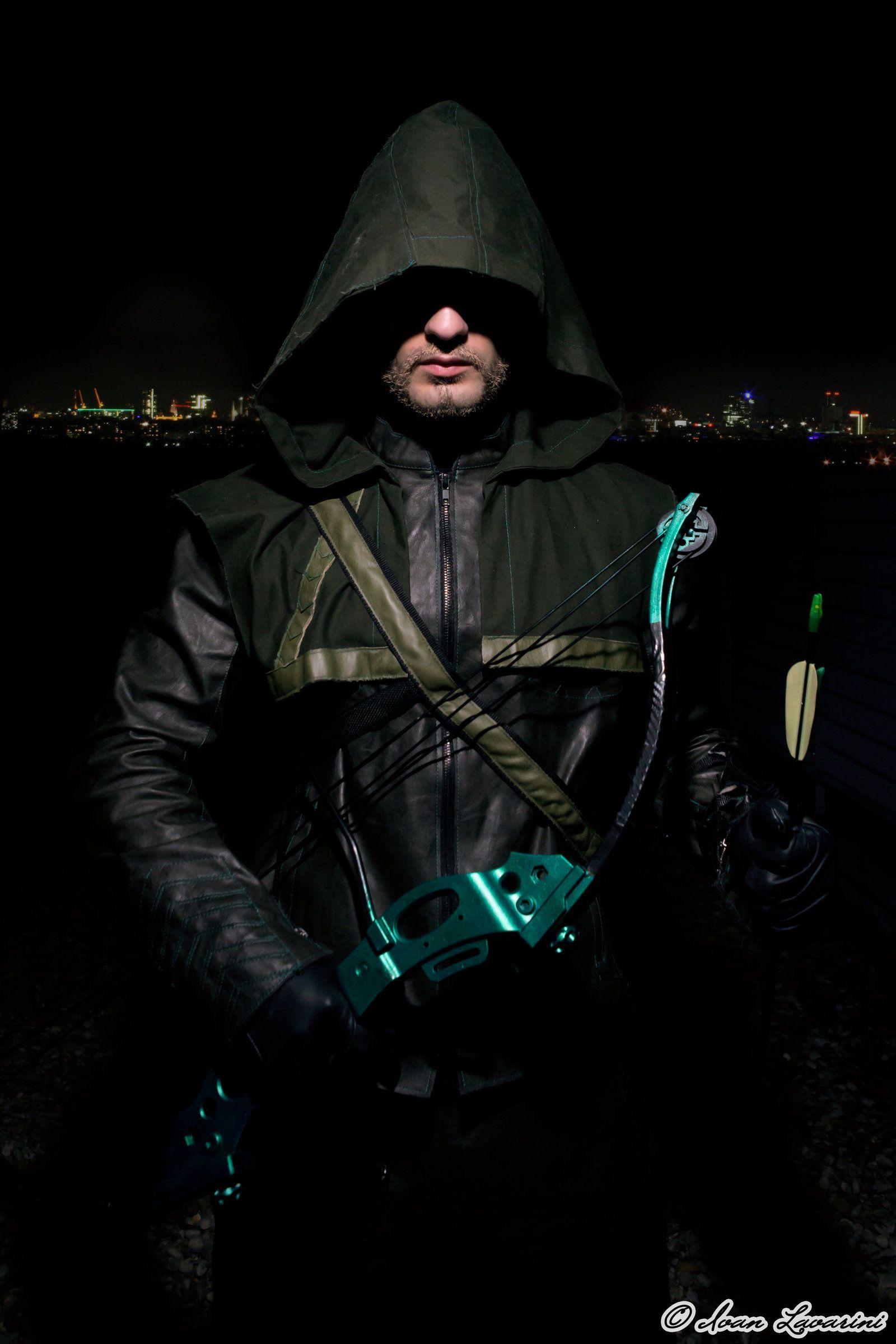 1600x2400 Free download Arrow Official Preview Oliver Queen Cosplay