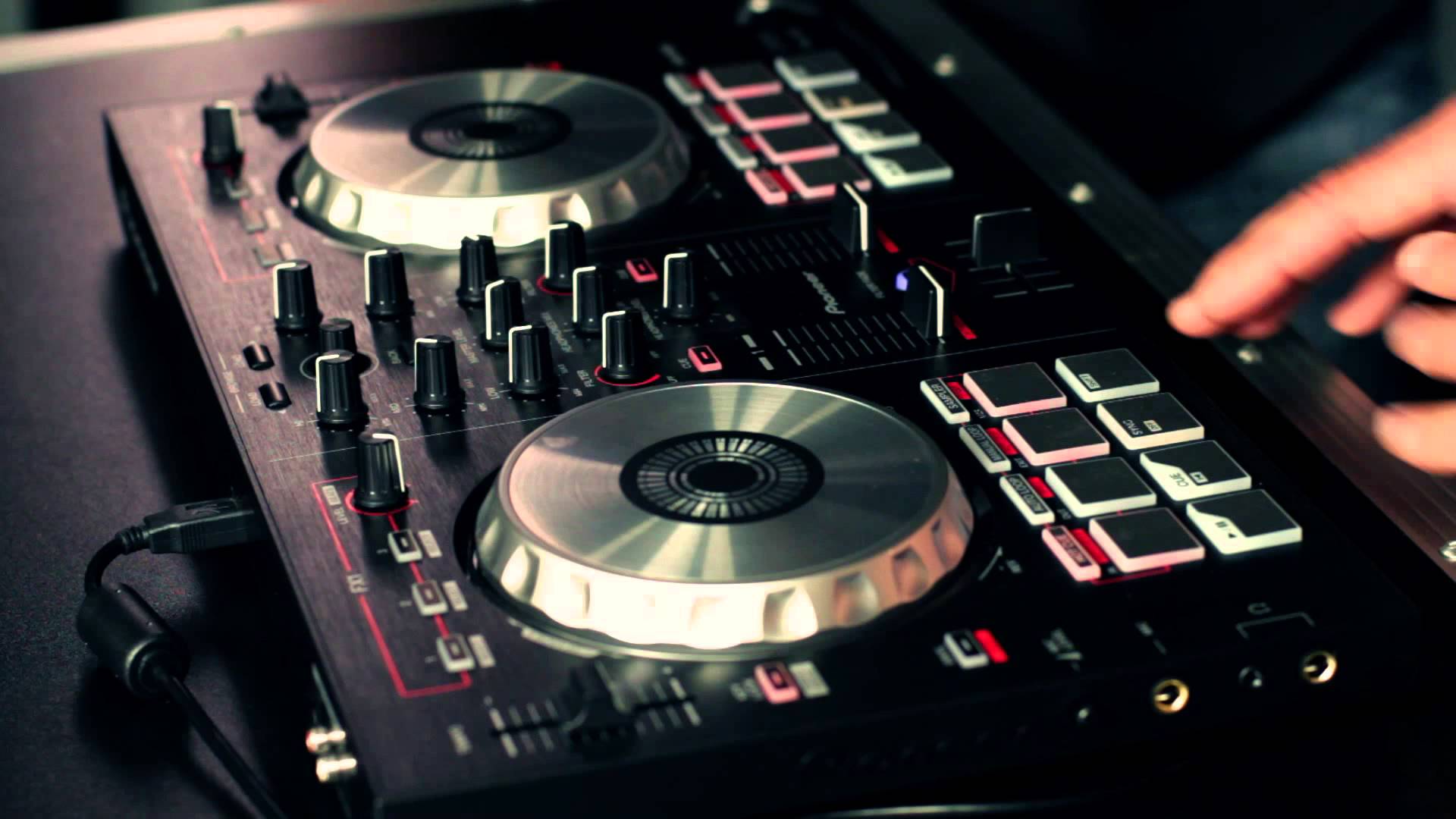 1920x1080 Serato DJ Wallpaper
