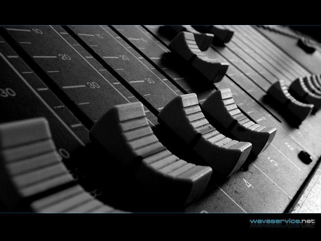 1024x768 DJ Mixer Wallpaper. Epic Car Wallpaper