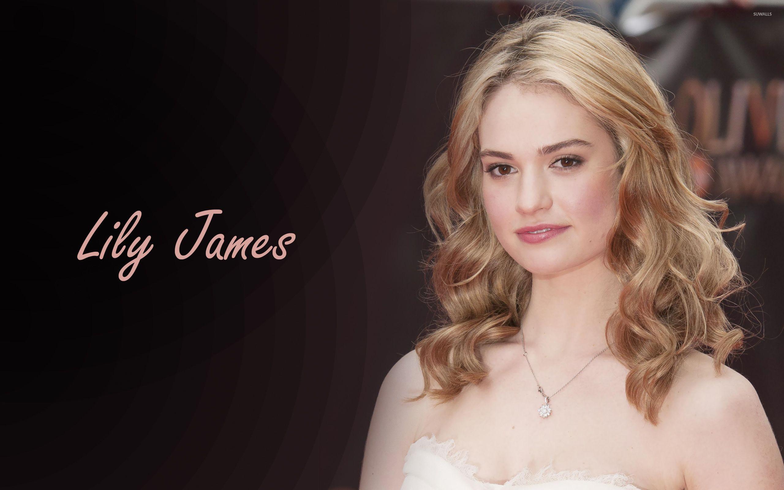 2560x1600 dog wallpaper: Lily James HD Wallpaper