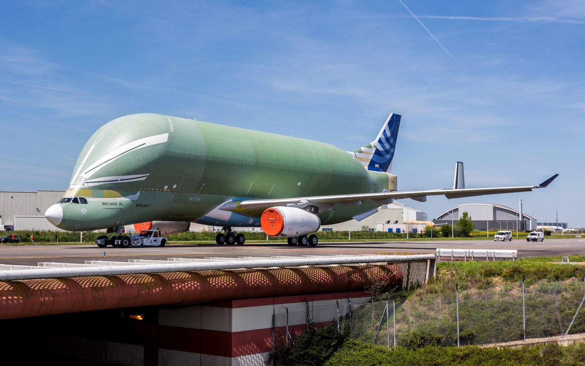 1920x1200 Download wallpaper Airbus Beluga XL, A330- cargo