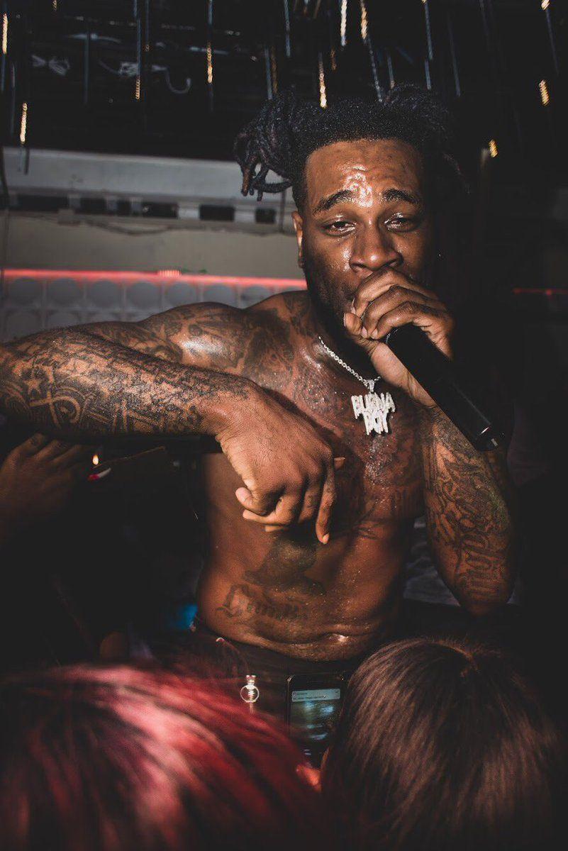 Burna Boy Wallpapers Top Free Burna Boy Backgrounds Wallpaperaccess