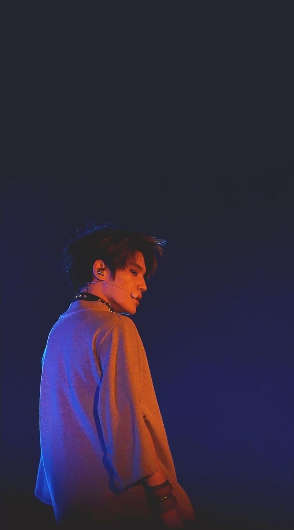 1024x1843 kpop wallpaper