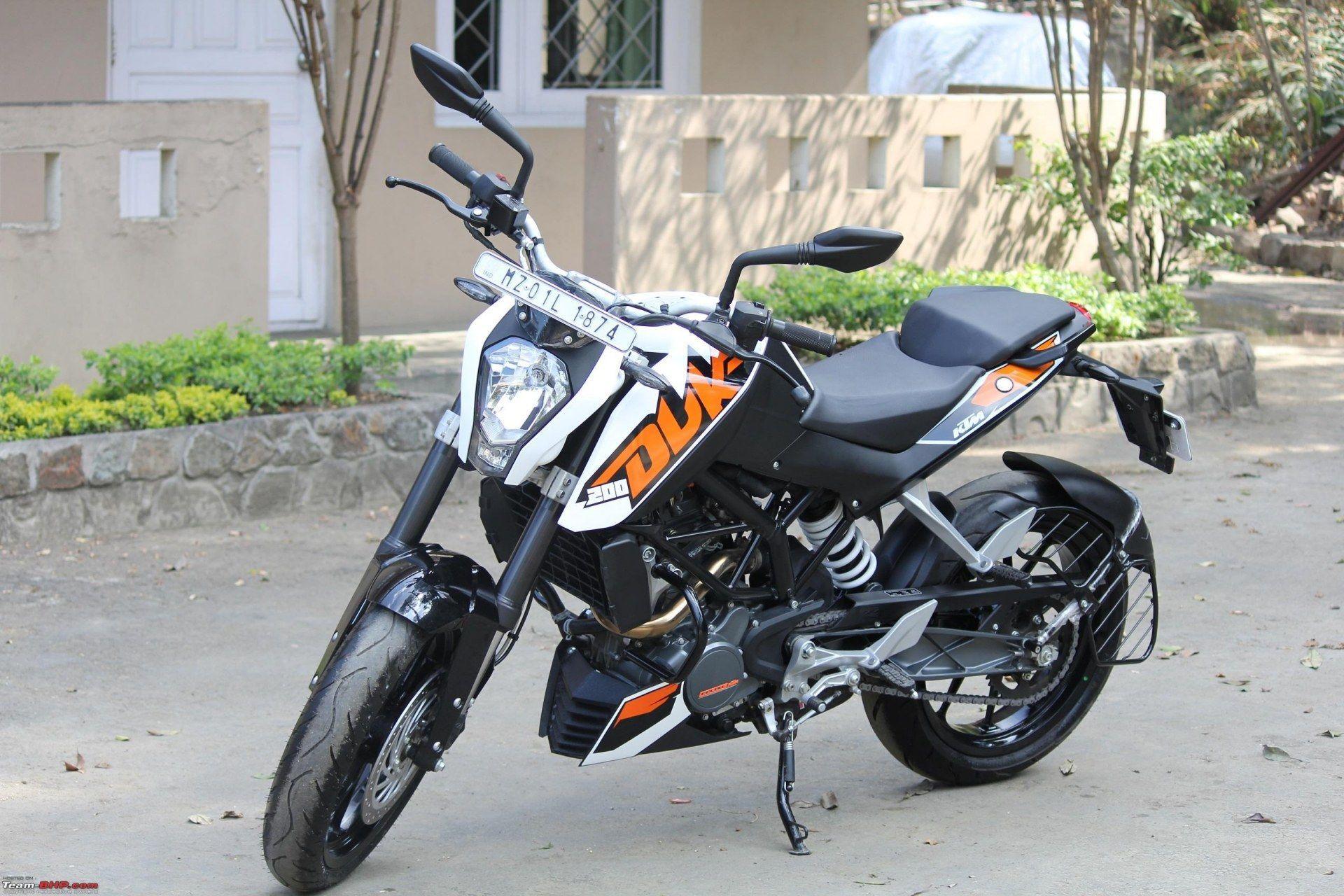 1920x1280 KTM Duke 200 Hình nền trắng