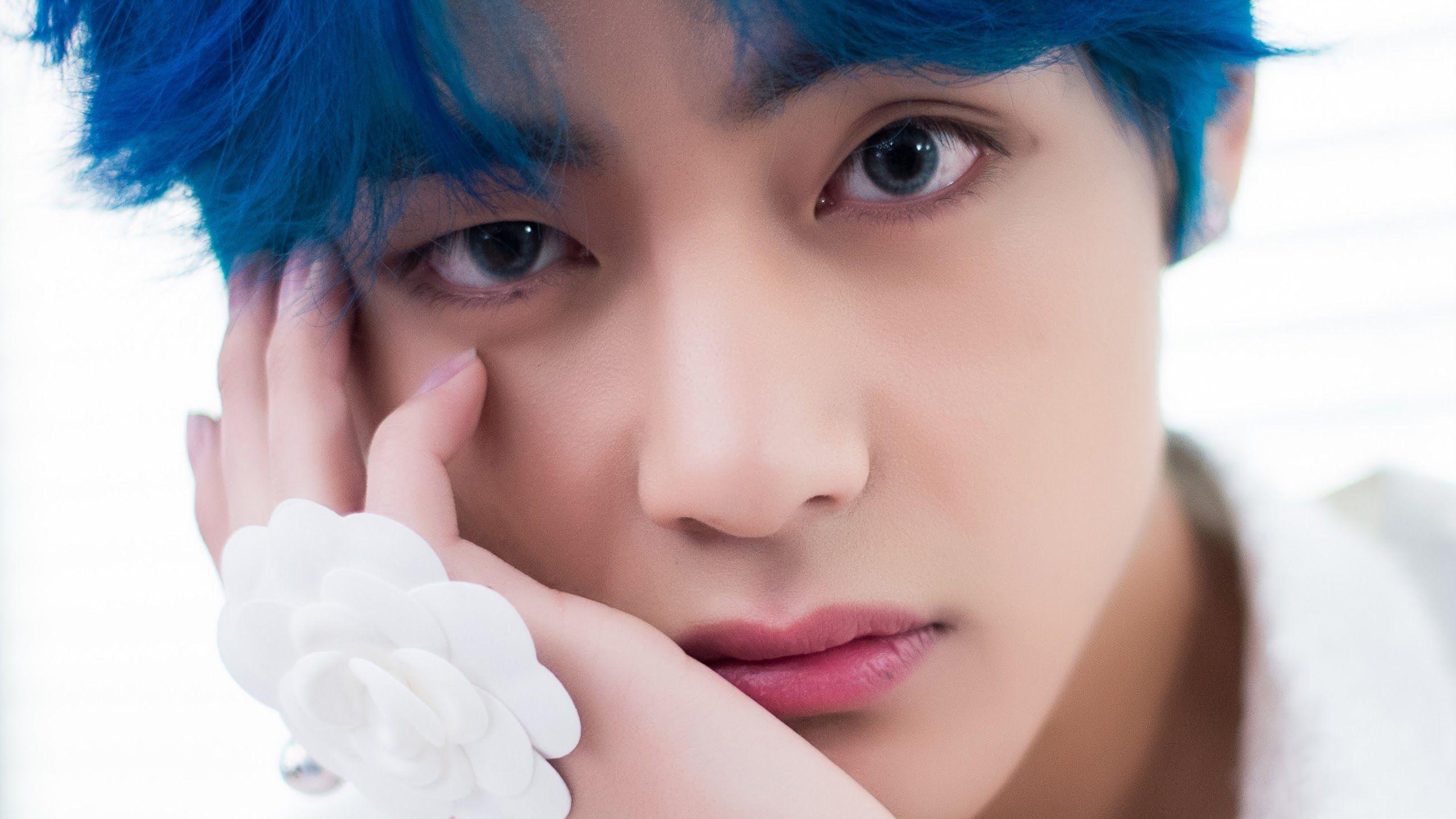 Blue hair Taehyung official PC - wide 4