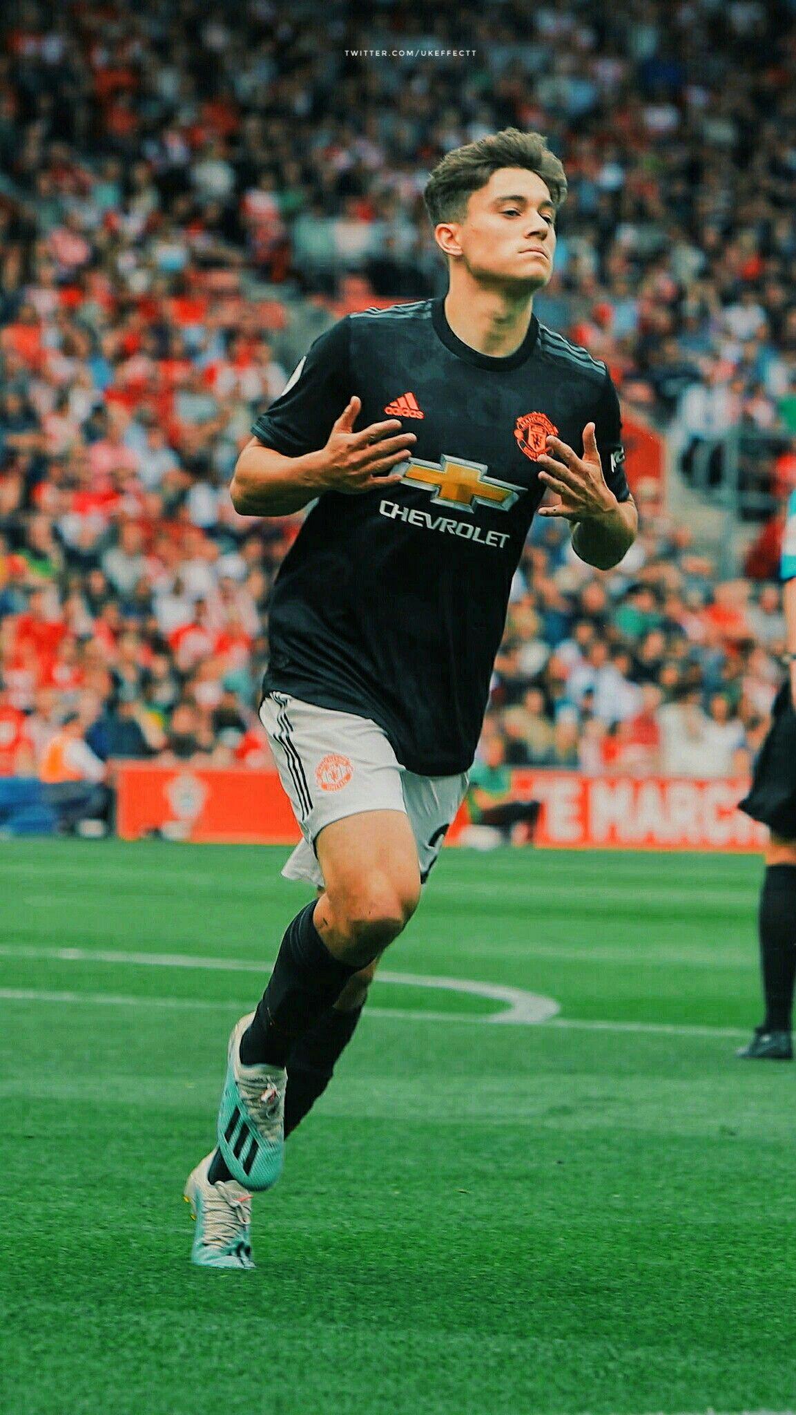 1153x2048 Daniel James. Manchester United #wallpaper #effect