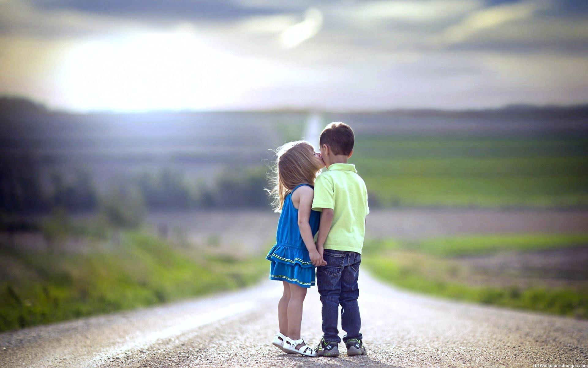 1920x1200 Kids Kissing Picture Morning Love Quotes