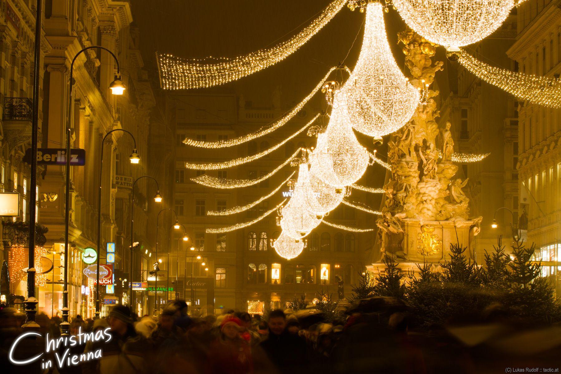1800x1200 Free download Christmas in Vienna Film Photo Wallpaper