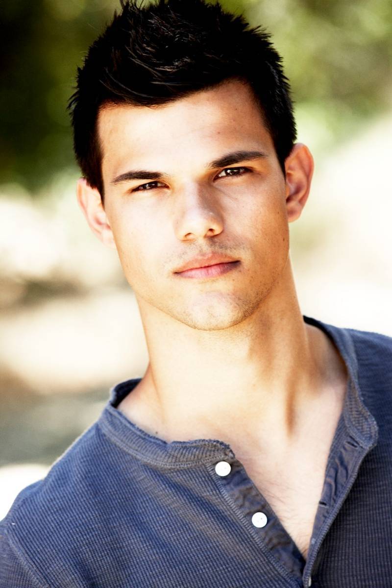 800x1200 Taylor Lautner Image New Seventeen Magazine Outtakes