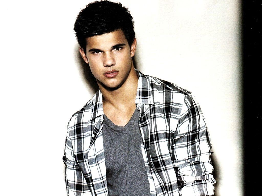 1024x768 Taylor Lautner Wallpaper Lautner Wallpaper