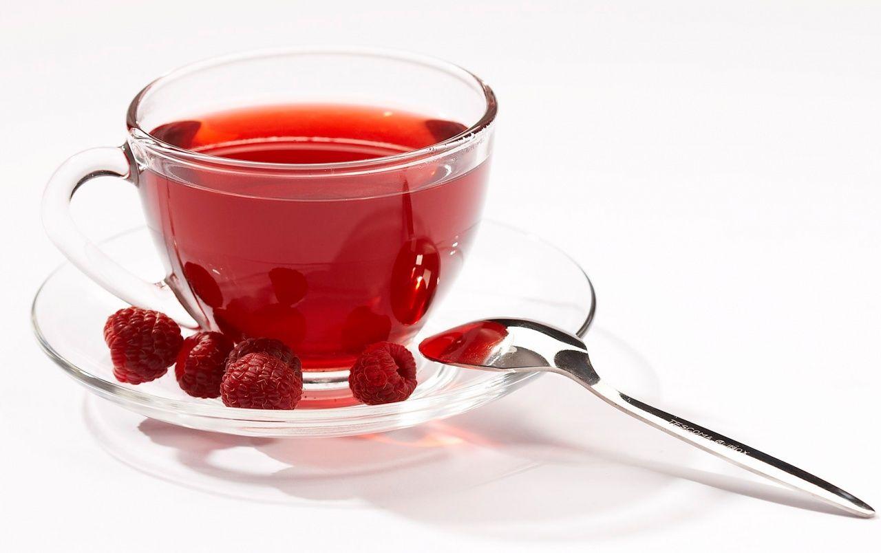 1280x804 raspberry tea cup wallpaper. raspberry tea cup