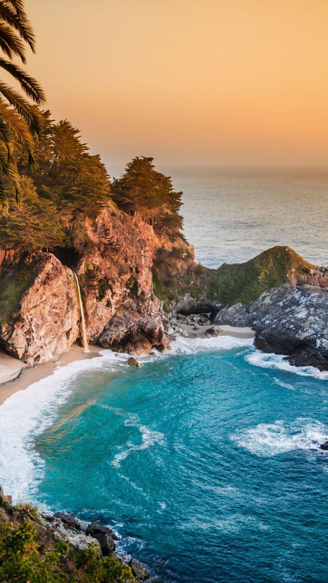 Iphone california. Калифорния водопад MCWAY Falls. Биг сур Калифорния водопад. Пляж Биг сур Калифорния. Мак-Уэй Фолс, США.