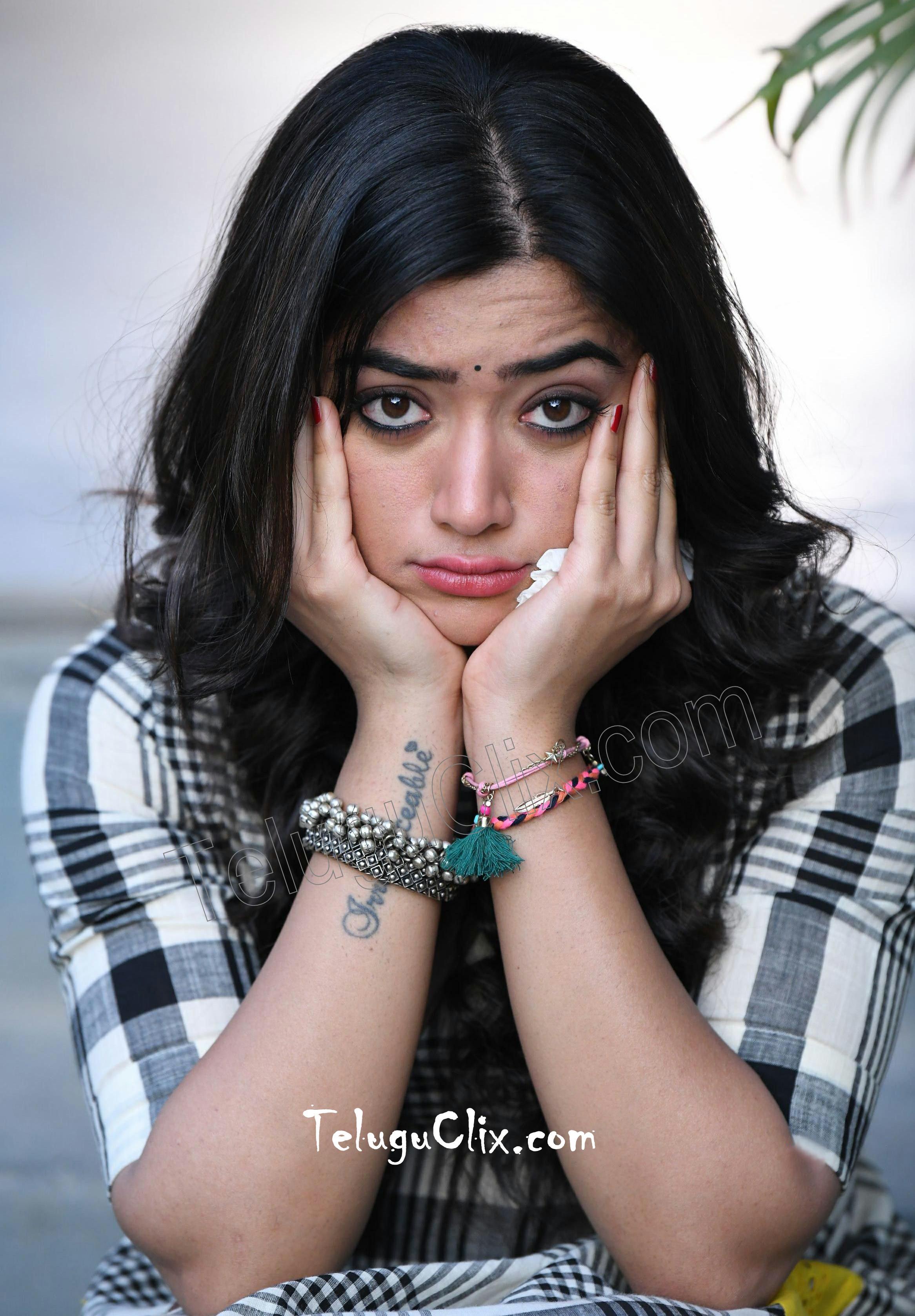 Rashmika Hd 4k Wallpapers Top Free Rashmika Hd 4k Backgrounds Wallpaperaccess Available screen resolutions to download are from 1080p to 2k, completely free only on filmibeat wallpapers. rashmika hd 4k wallpapers top free