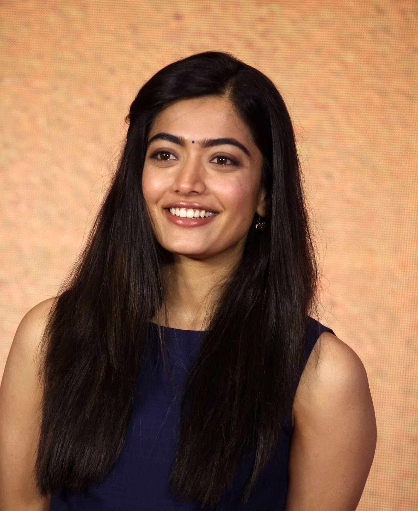 1400x1708 Dear Comrade Movie Actress Rashmika Mandanna HD Photo Stills