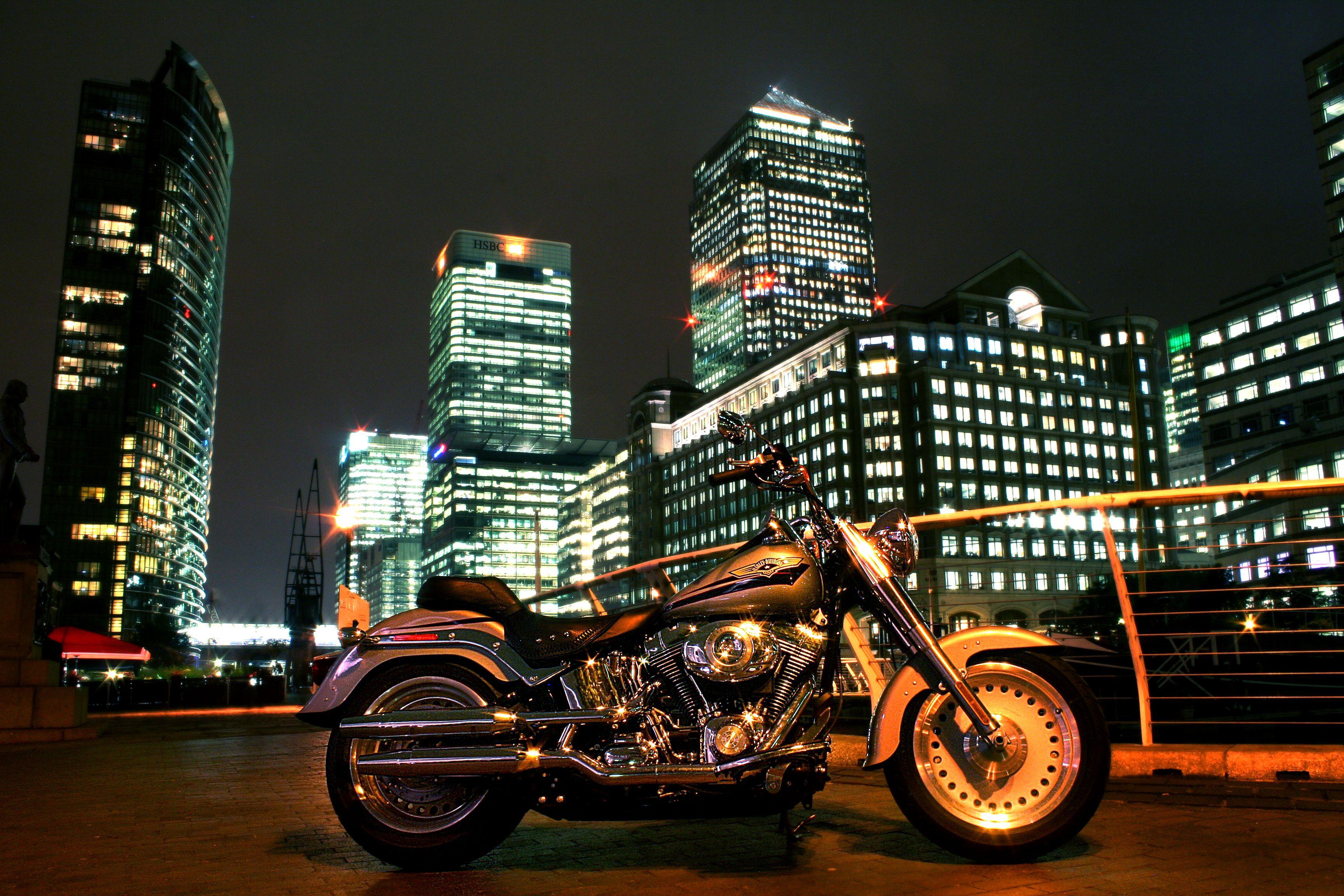 3456x2304 Wallpaper : city, reflection, London, bike, night, chopper, shine