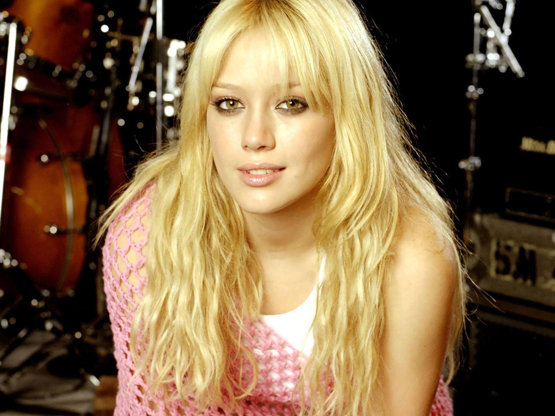 1920x1440 Hilary Duff Wallpaperx1440