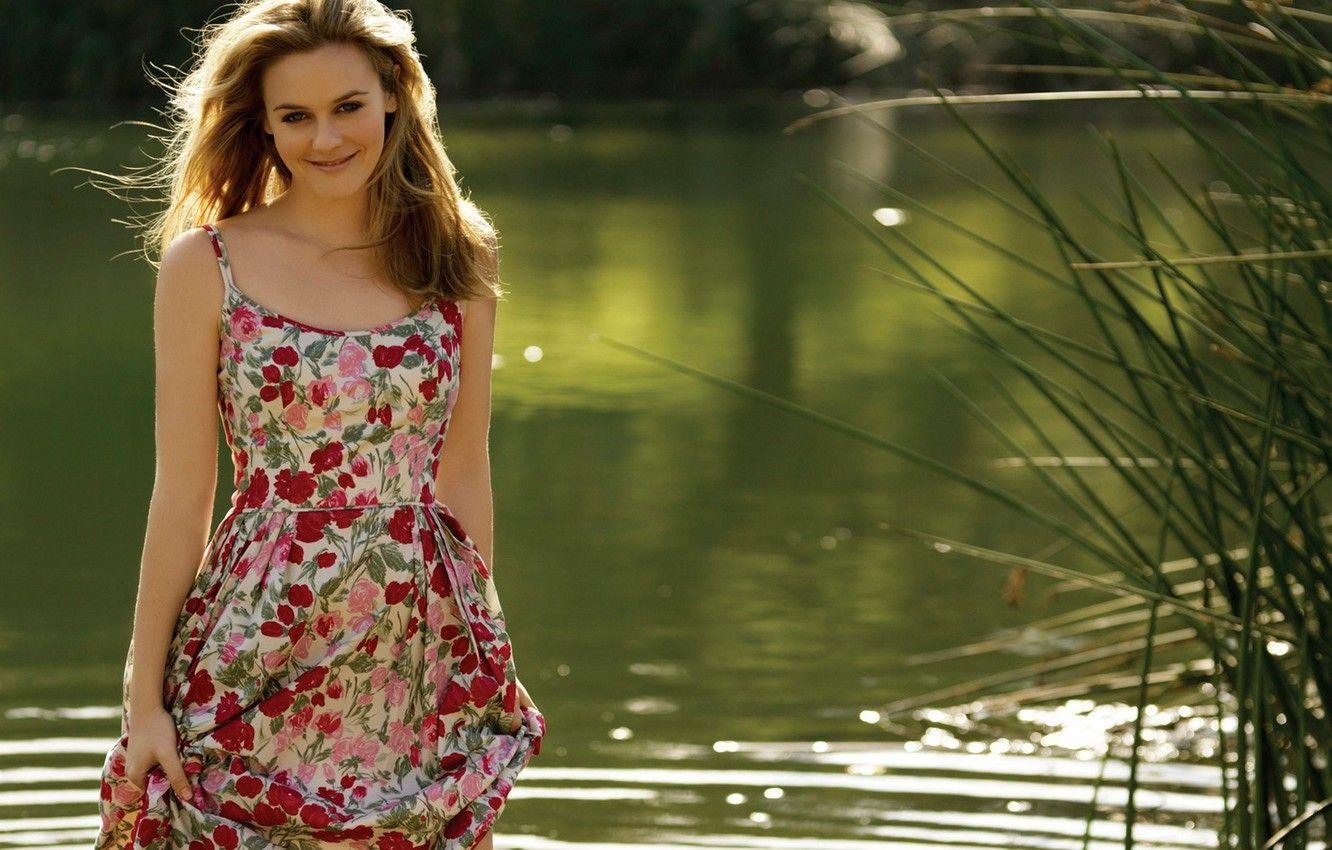 1332x850 Wallpaper Hollywood, Celebrities, alicia, alicia silverstone