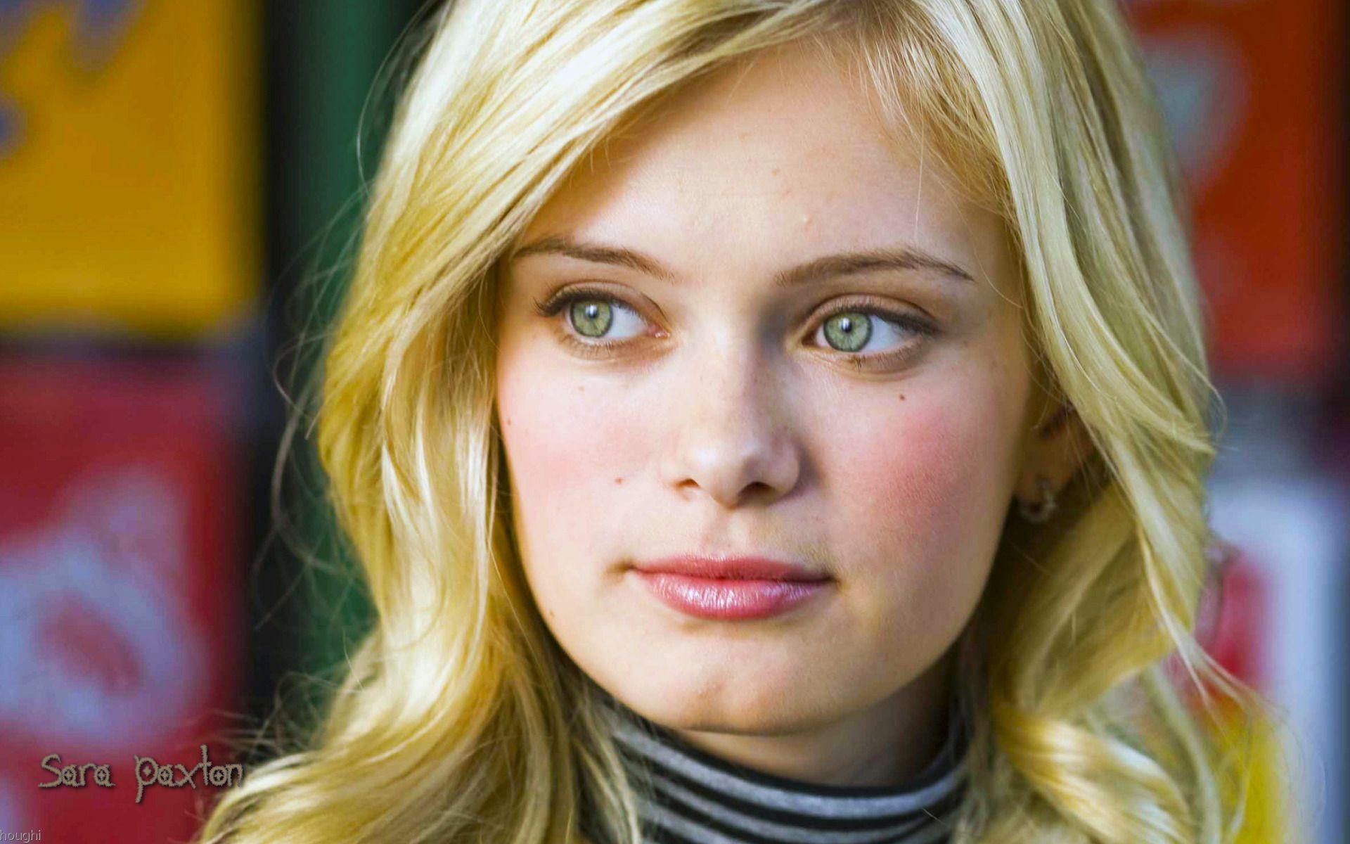 1920x1200 Sara Paxton wallpaperx1200