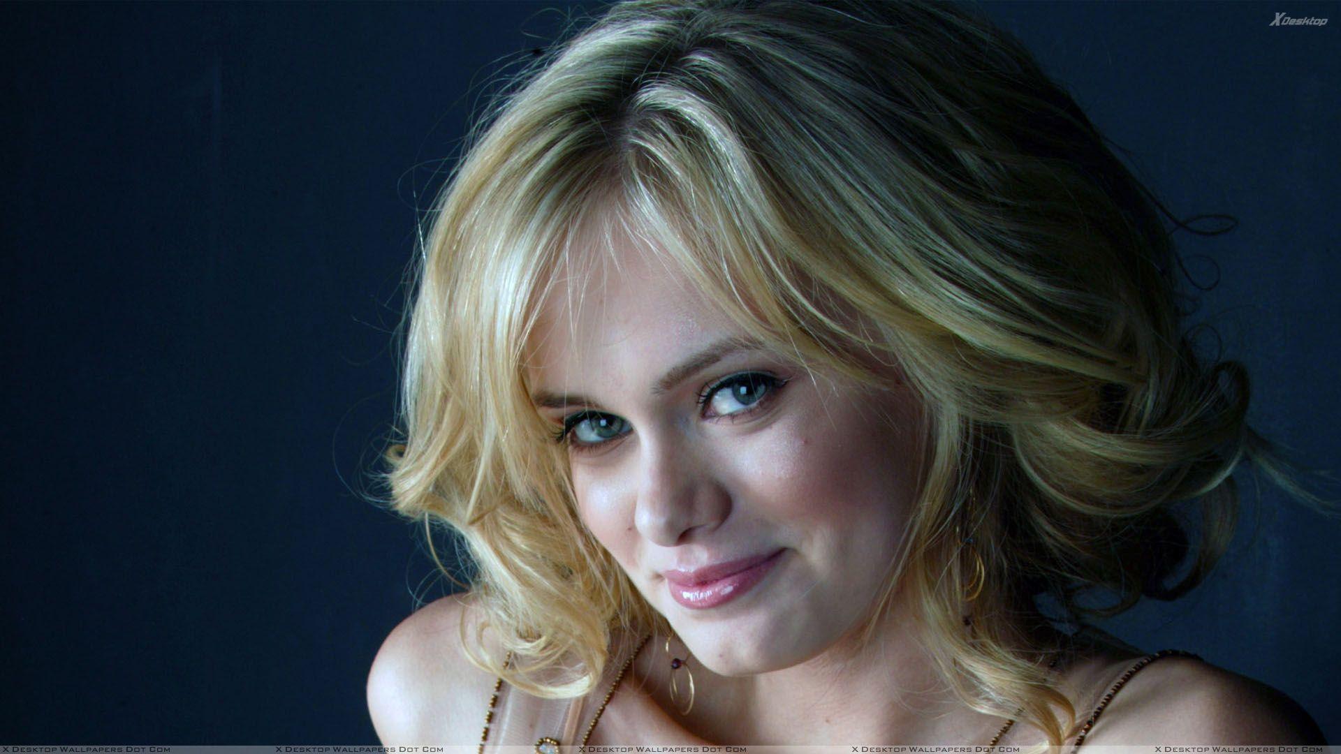 Sara Paxton Wallpapers - Top Free Sara Paxton Backgrounds - WallpaperAccess