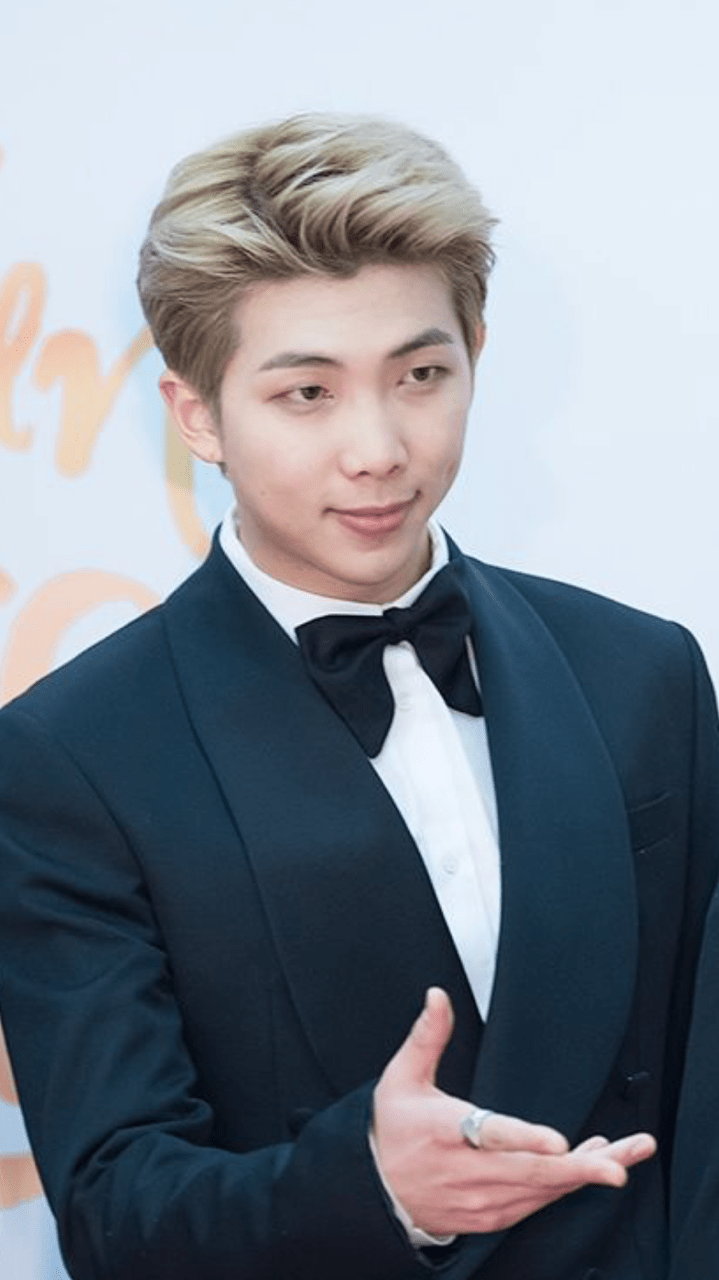 719x1280 BTS Wallpaper