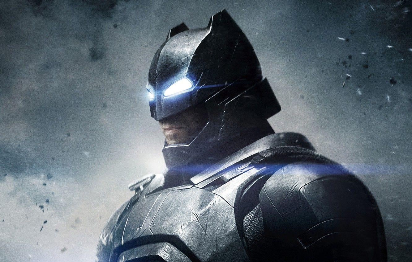 1332x850 Wallpaper fiction, costume, helmet, Ben Affleck, comic, Ben