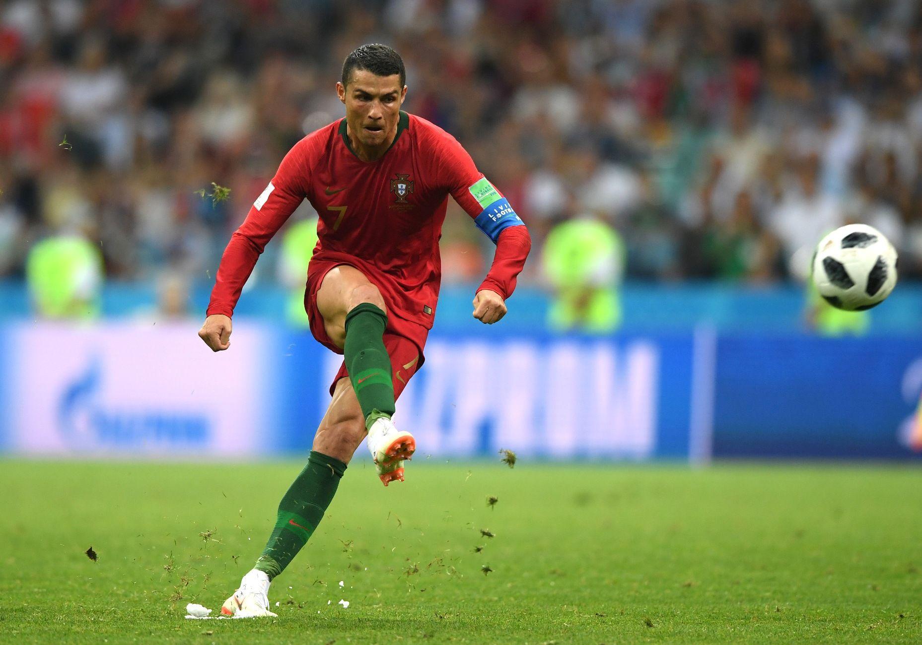 1857x1300 Cristiano Ronaldo Wallpaper 1080p