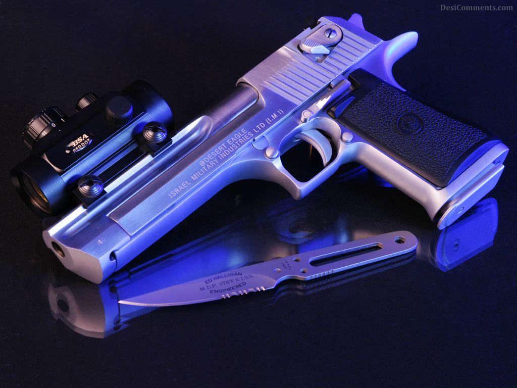 1024x768 Free Gun Wallpaper for Laptops