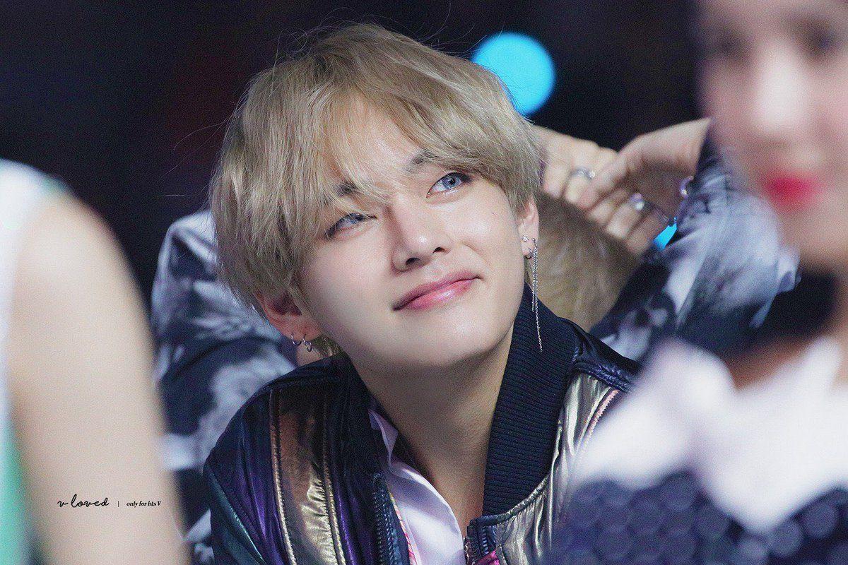 1200x800 taehyung pics⚡️