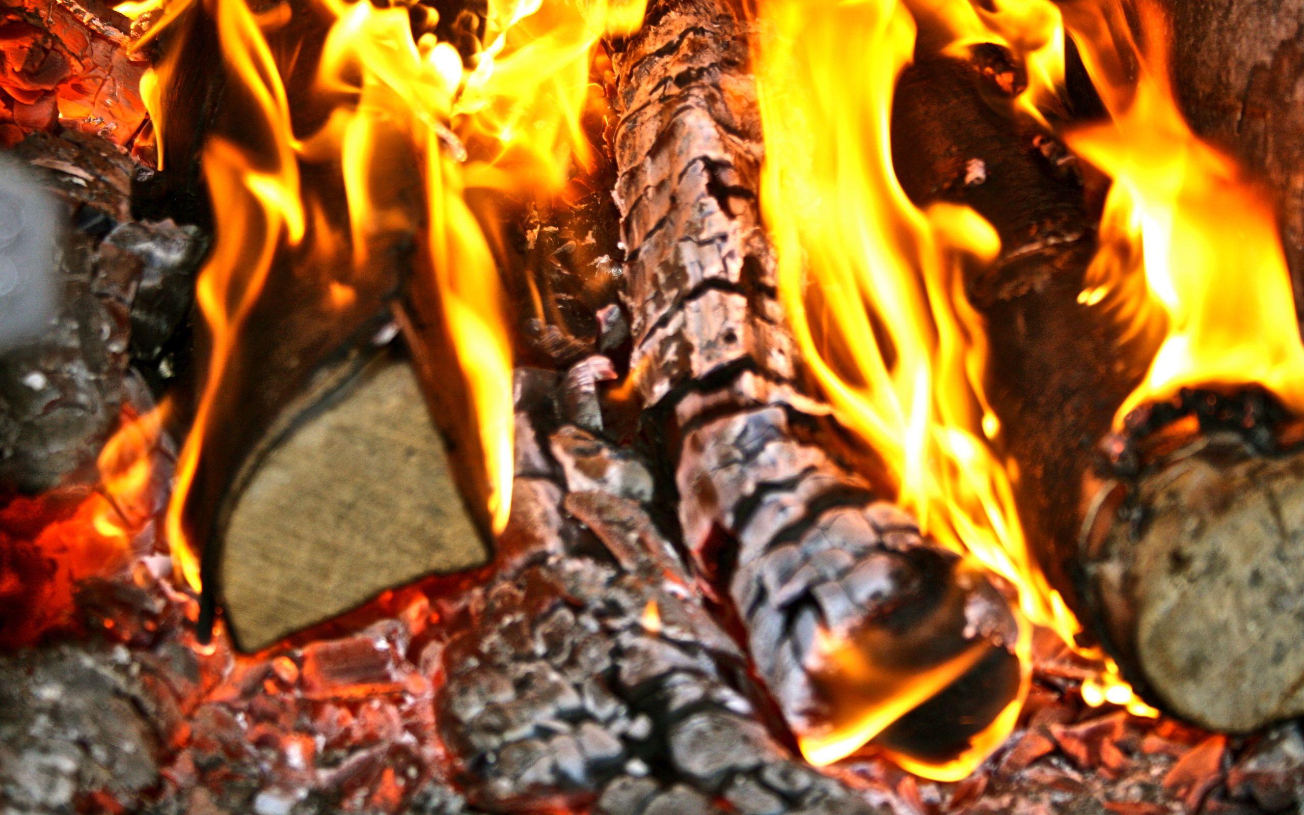 Wood Fire Wallpapers - Top Free Wood Fire Backgrounds - WallpaperAccess