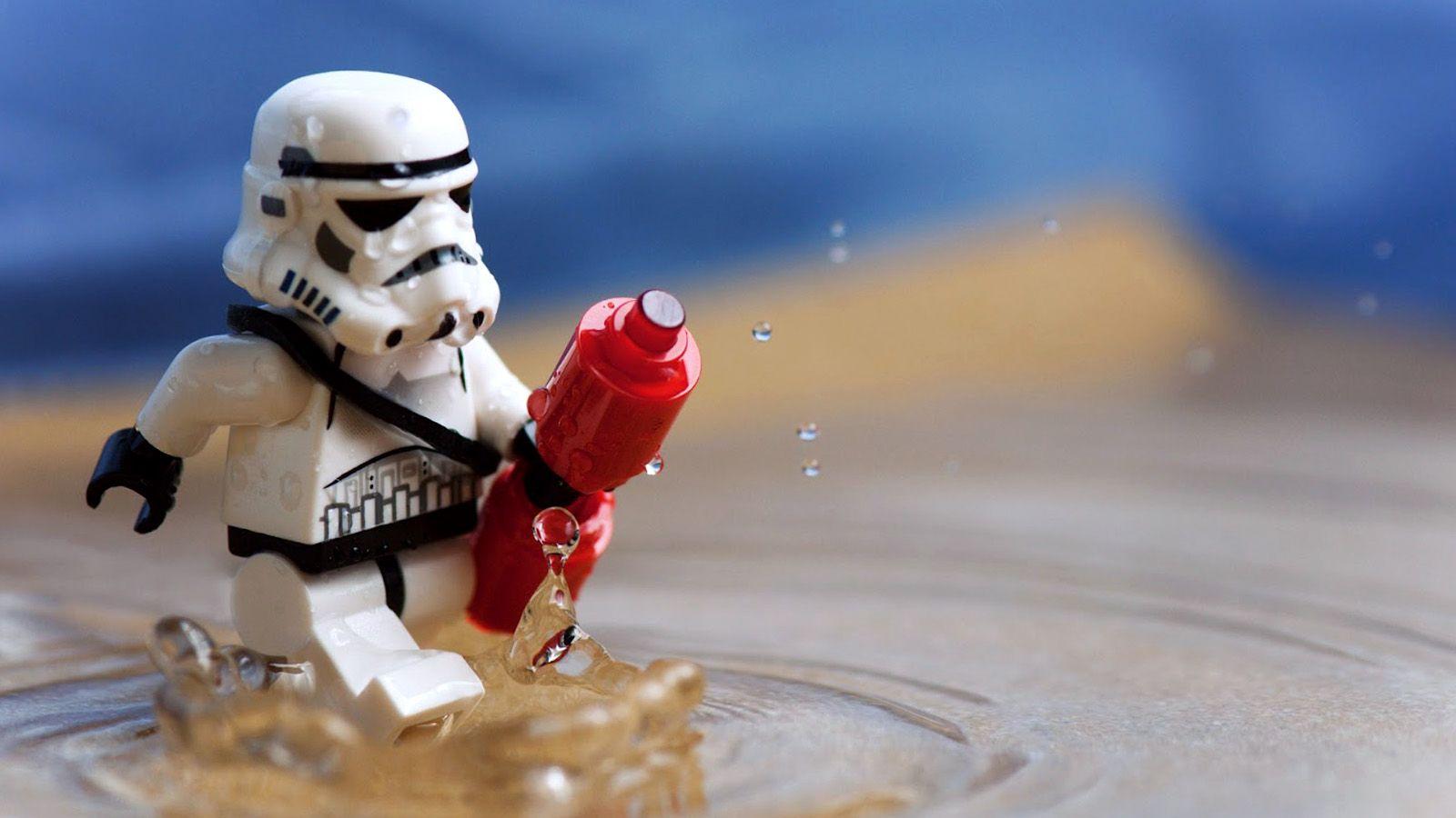 1600x900 veryfunnywallpaper: Pics Photo Funny Star Wars Lego Wallpaper