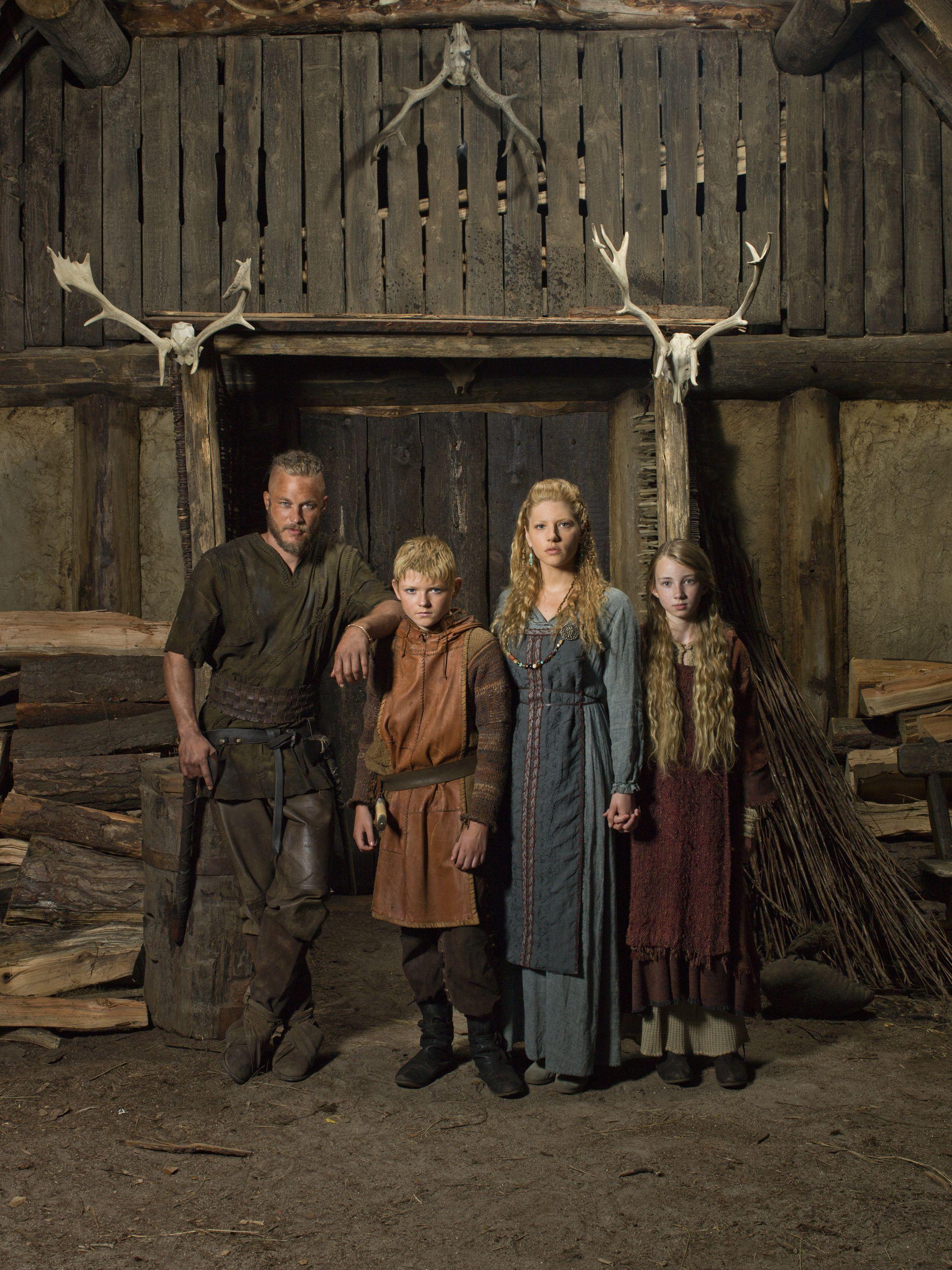2250x3000 Ragnar, Bjorn, Lagertha, Gyda, Vikings. characters