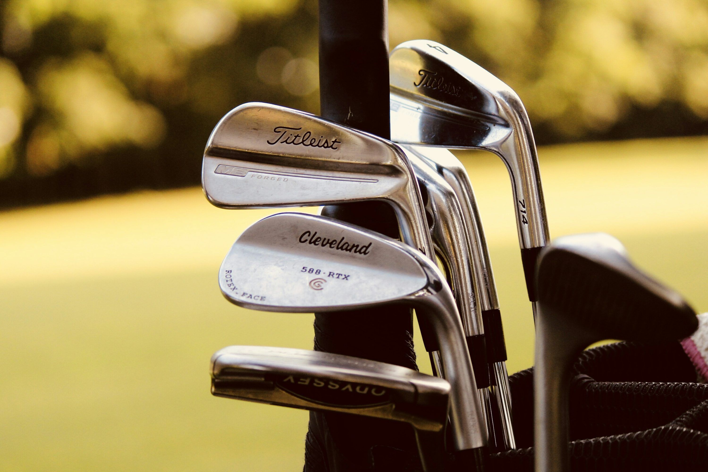 3000x2000 Golf Clubs Picture HD