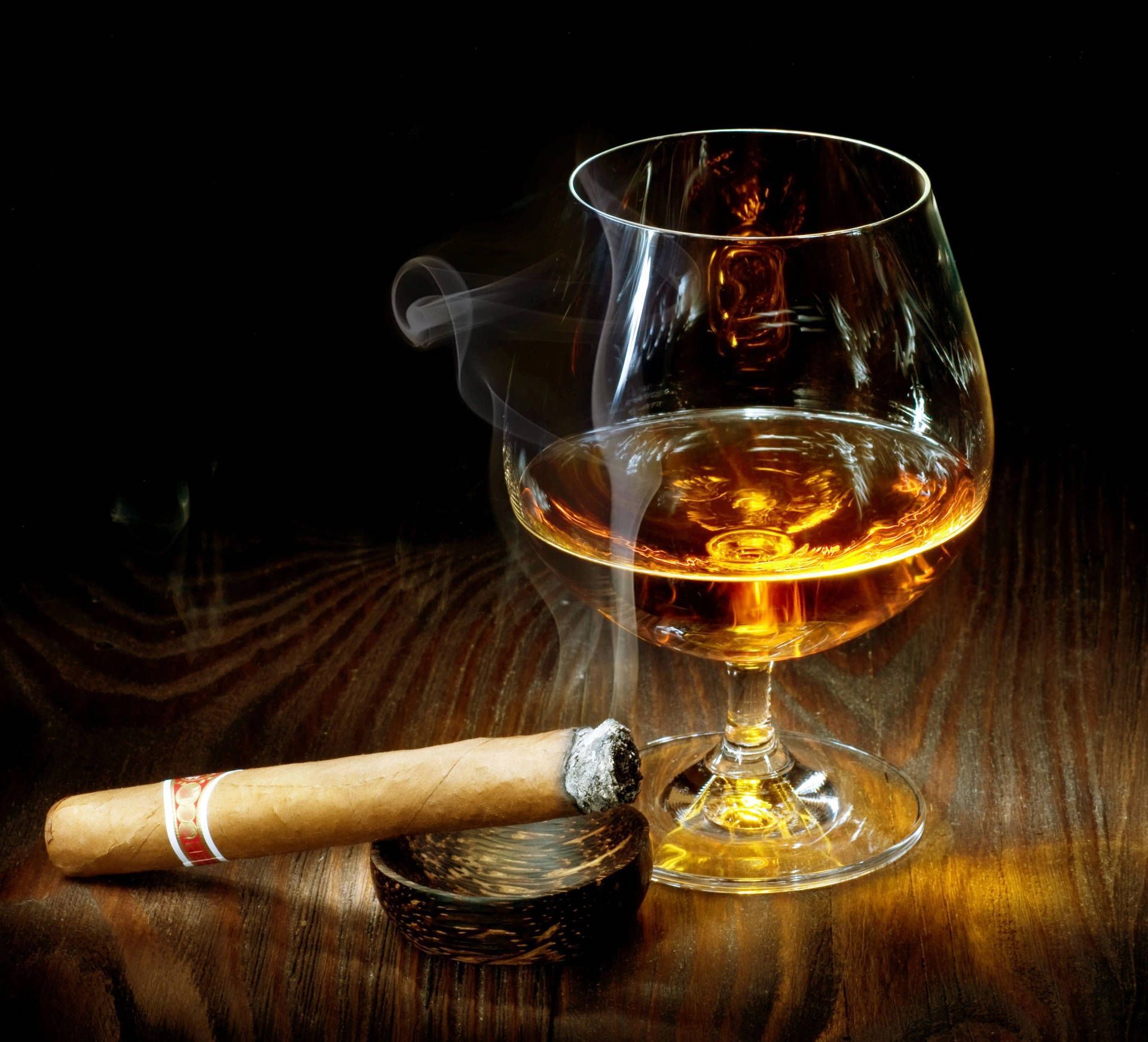 1920x1742 Pairing Drink With Tobacco Wallpaper