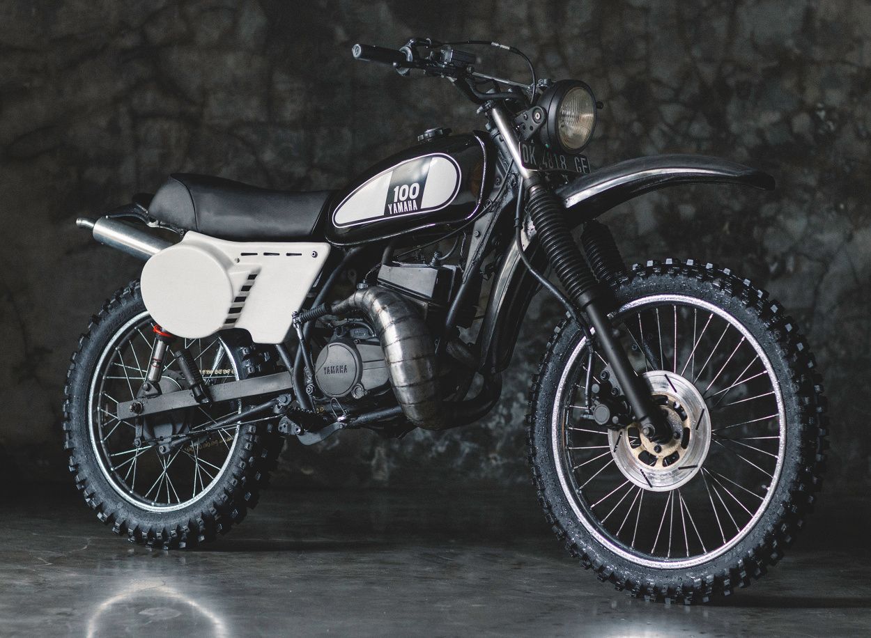 1250x916 Yamaha RX Z Scrambler By Thomas Edwards