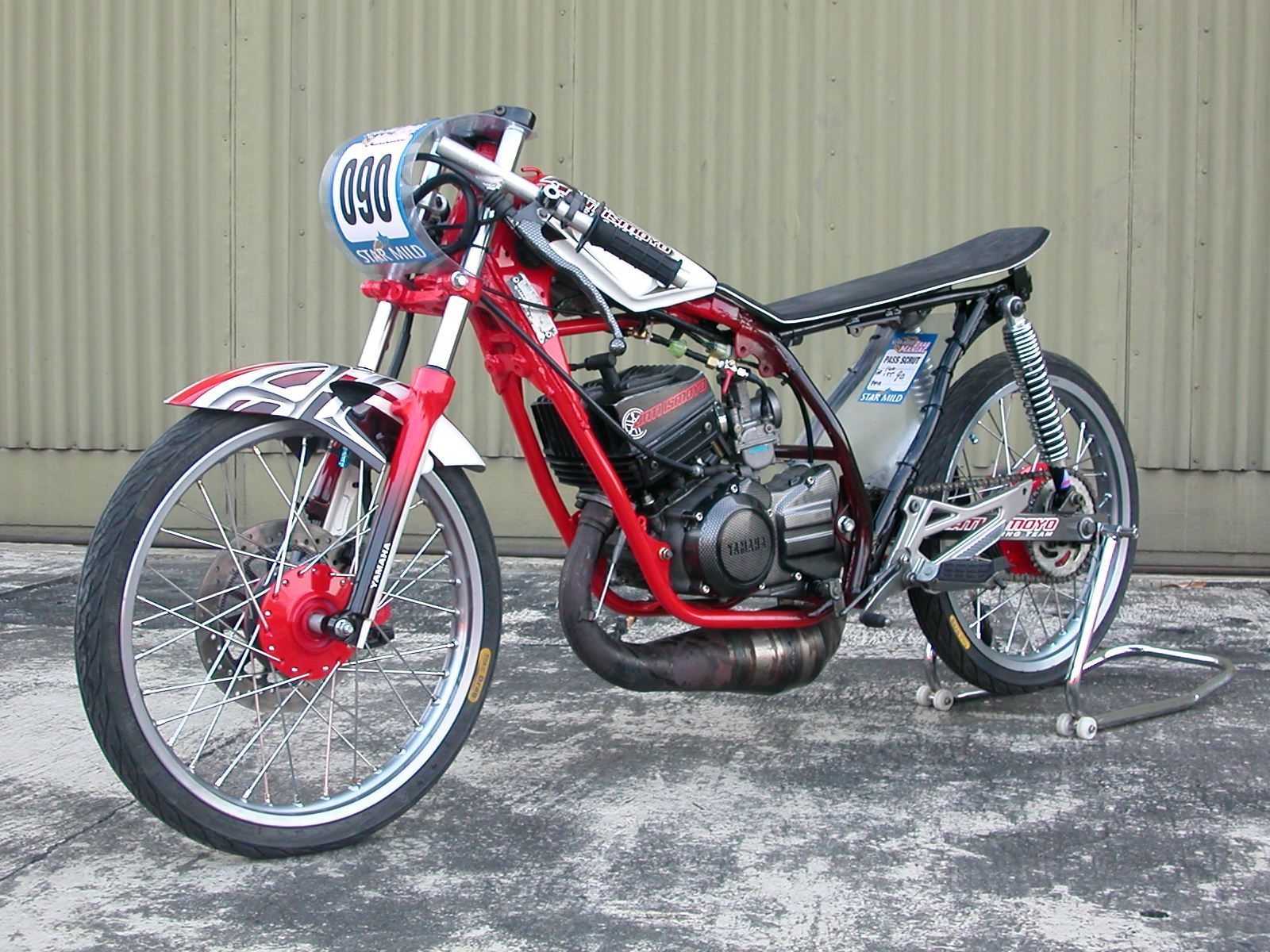 1600x1200 FREE MOTORCYCLE DESIGN: August 2010