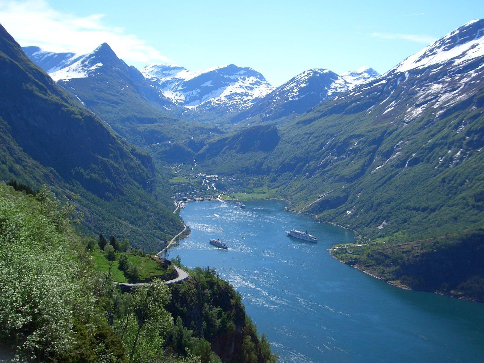 1600x1200 Norway. Beauty Places. travel. Visit norway