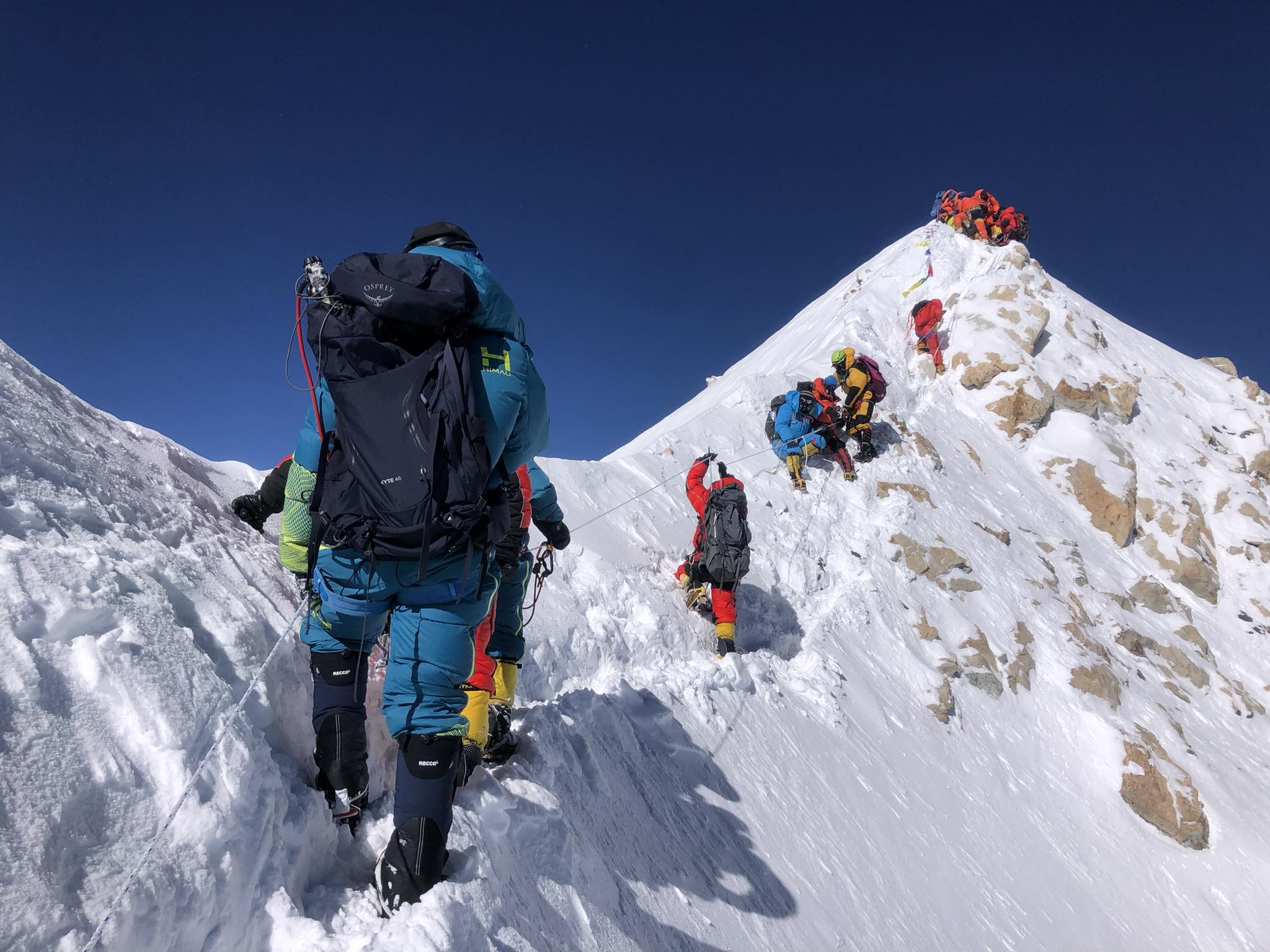 2048x1536 Makalu Expedition. The 5th highest