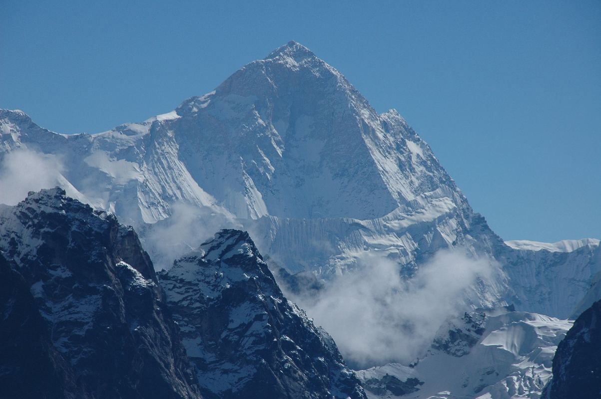 1203x800 renjo la ¦ Picture > Nepal > Everest