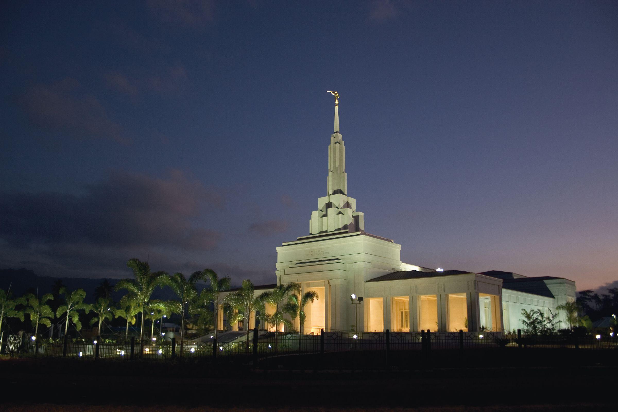 2400x1600 Samoa Lds Temple, HD Wallpaper & background Download