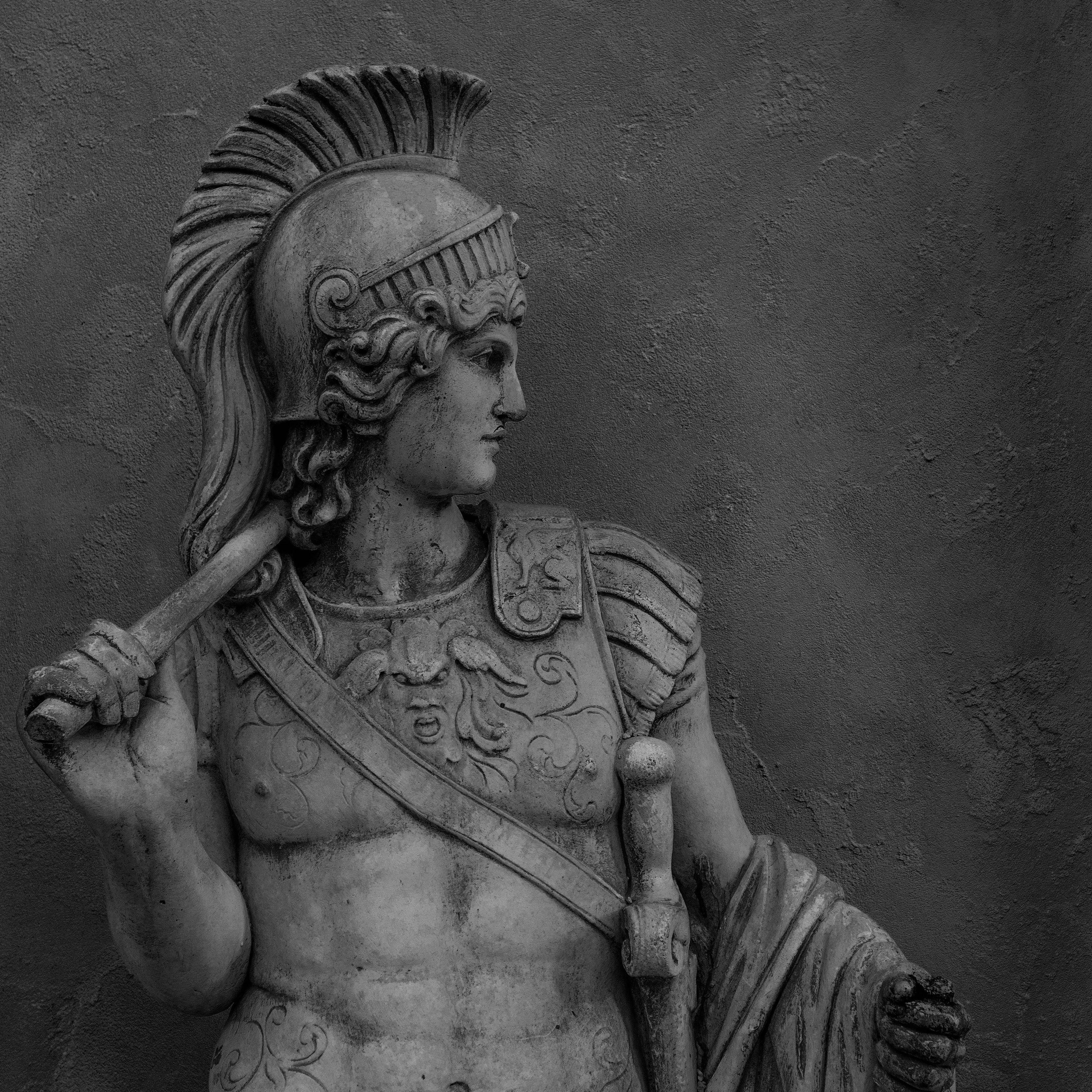 3365x3365 Free of black and white, roman, sculpture