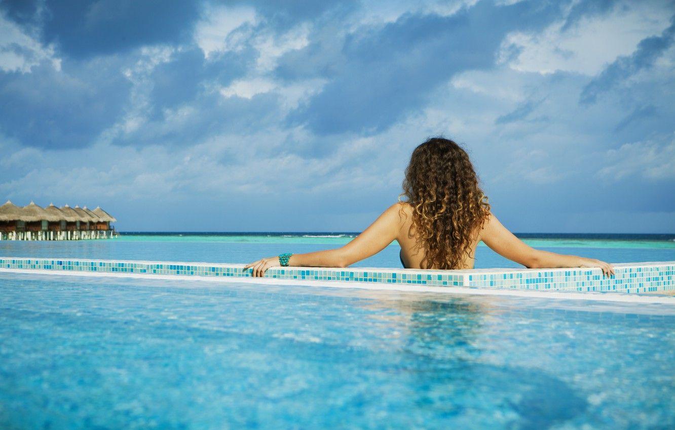 1332x850 Wallpaper girl, background, the ocean, widescreen, Wallpaper