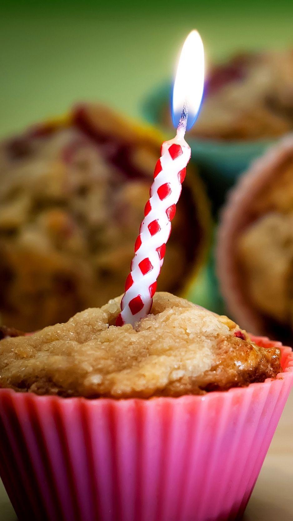 938x1668 Download wallpaper 938x1668 food, birthday, cake, candle