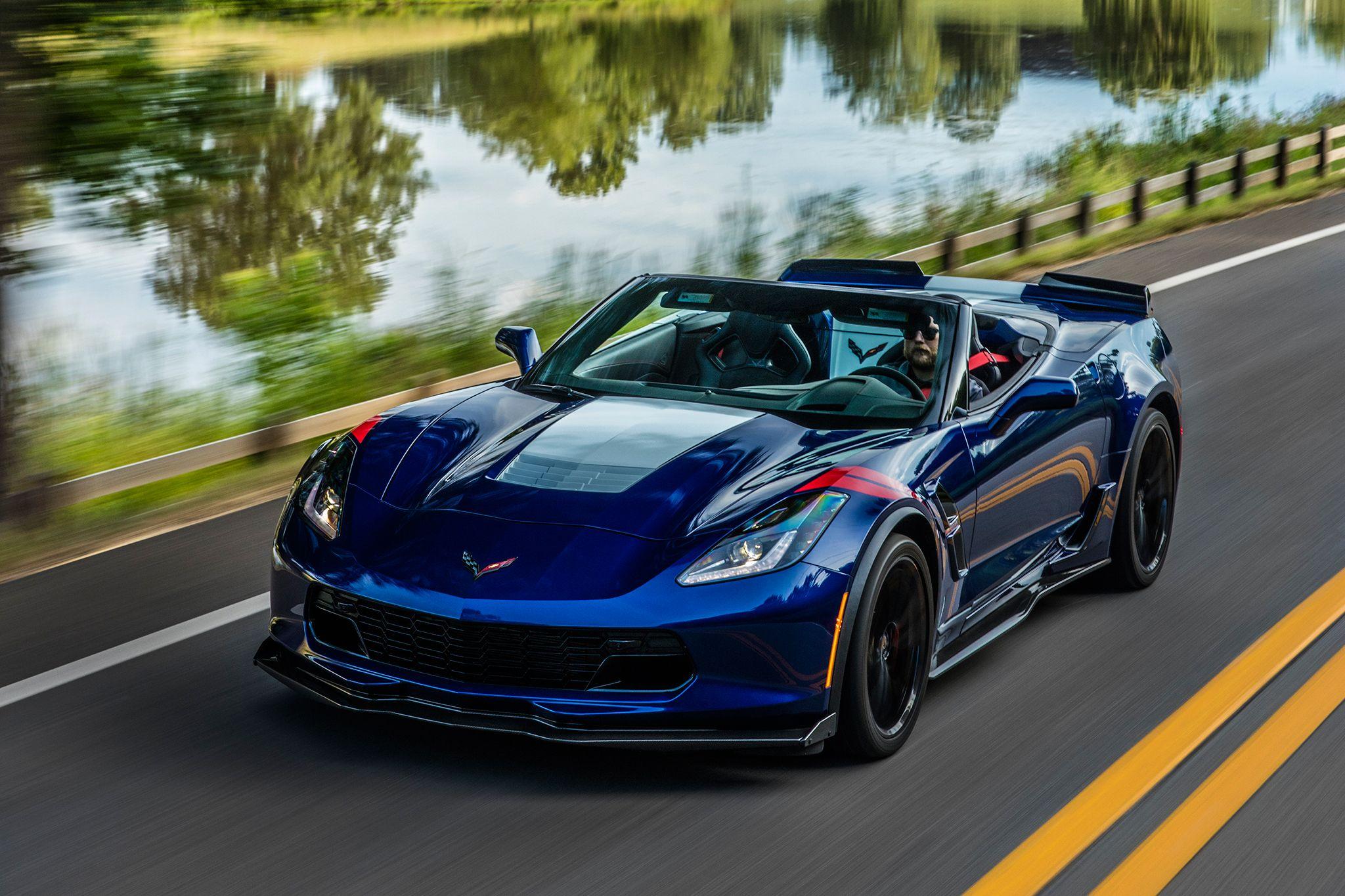 2048x1365 Corvette Wallpaper