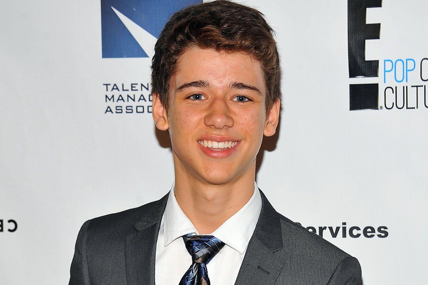1500x1000 Uriah Shelton Wallpaper