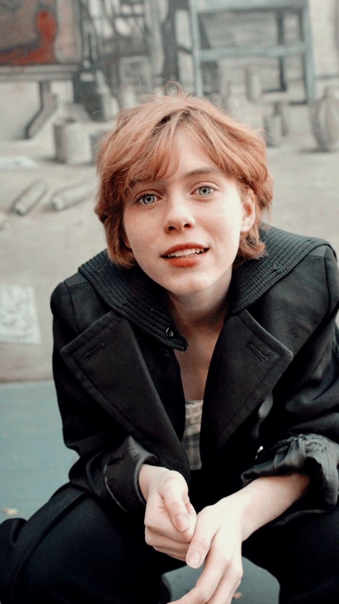 Sophia Lillis Wallpapers - Top Free Sophia Lillis Backgrounds