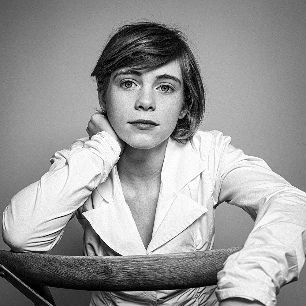 1000x1000 Sophia LILLIS : Biography and movies