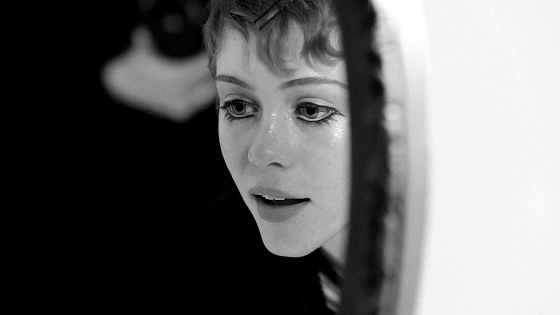 1920x1080 SOPHIA LILLIS