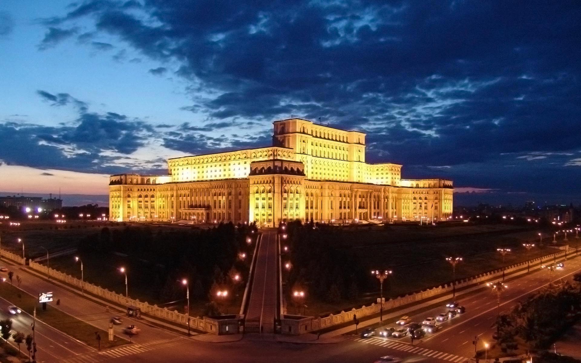 1920x1200 Bucharest Wallpaper