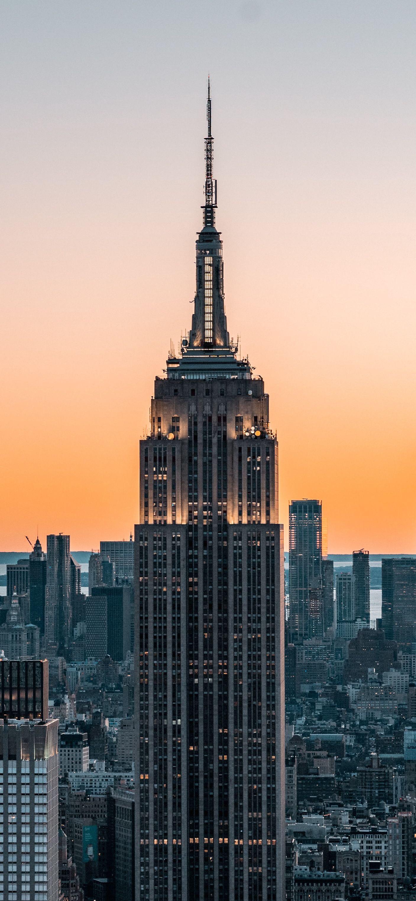 1407x3045 Empire State Building